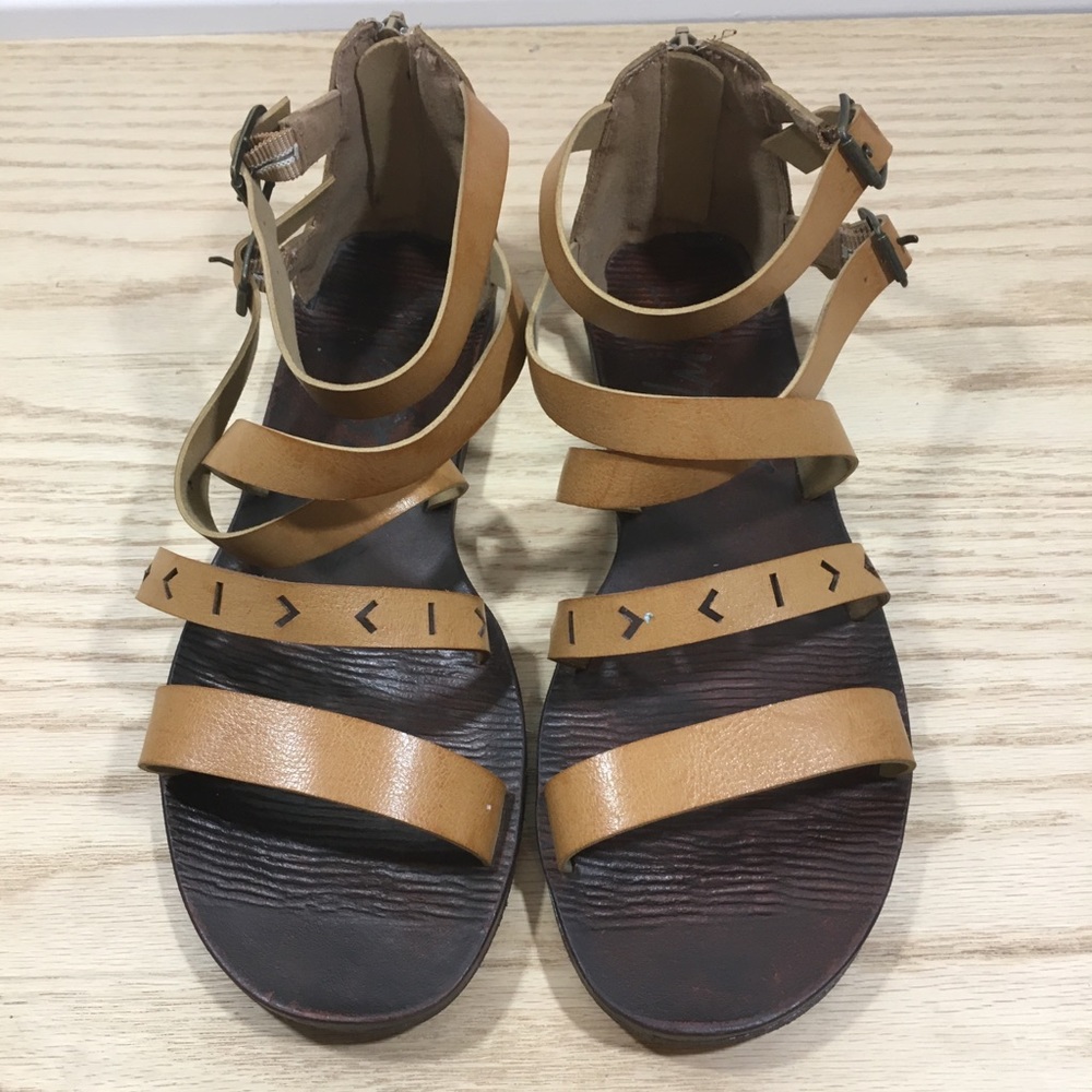 Blowfish preforated boho chic strap ankle sandals